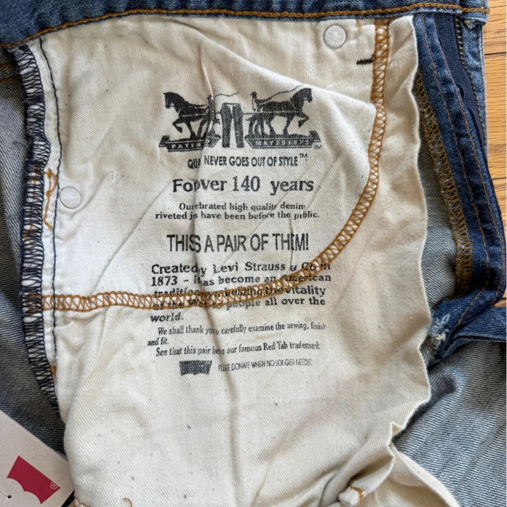 Levi's 505 Regular 32x30 Light Wash Jeans NWT 100% Cotton Made in Mexico